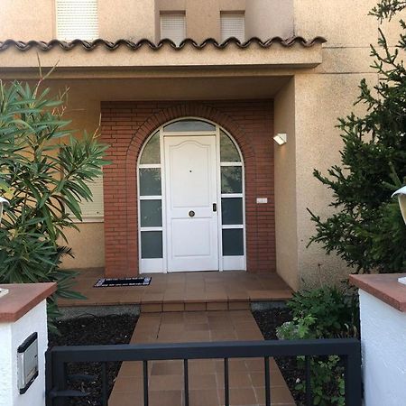 Casa Veuras Girona - Montiliviヴィラ エクステリア 写真
