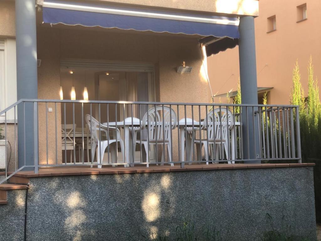 Casa Veuras Girona - Montiliviヴィラ エクステリア 写真
