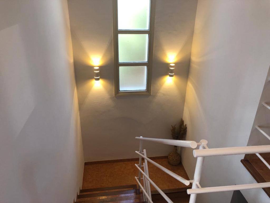 Casa Veuras Girona - Montiliviヴィラ エクステリア 写真