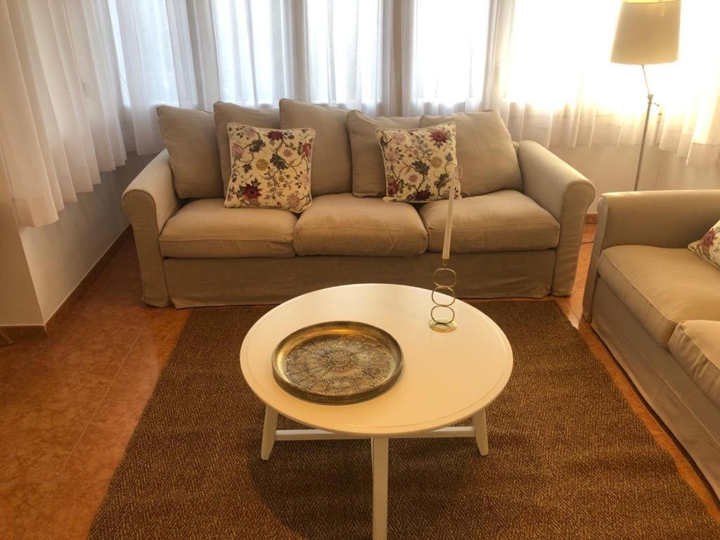Casa Veuras Girona - Montiliviヴィラ エクステリア 写真