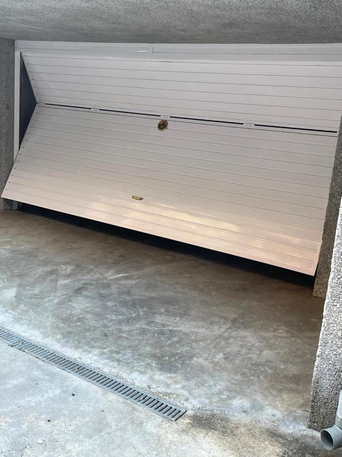 Casa Veuras Girona - Montiliviヴィラ エクステリア 写真